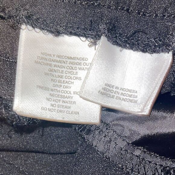 Size 6 Anne Klein - Picture 5 of 5